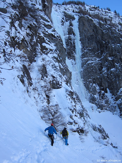 2013.02.18 - Cascada de gheata Mordor (WI 5, 315m)