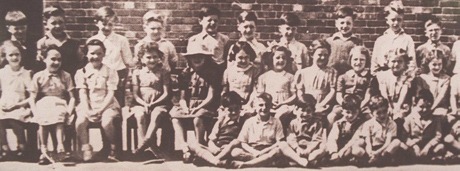 [Dovedale_Primary_School__1952%255B5%255D.jpg]