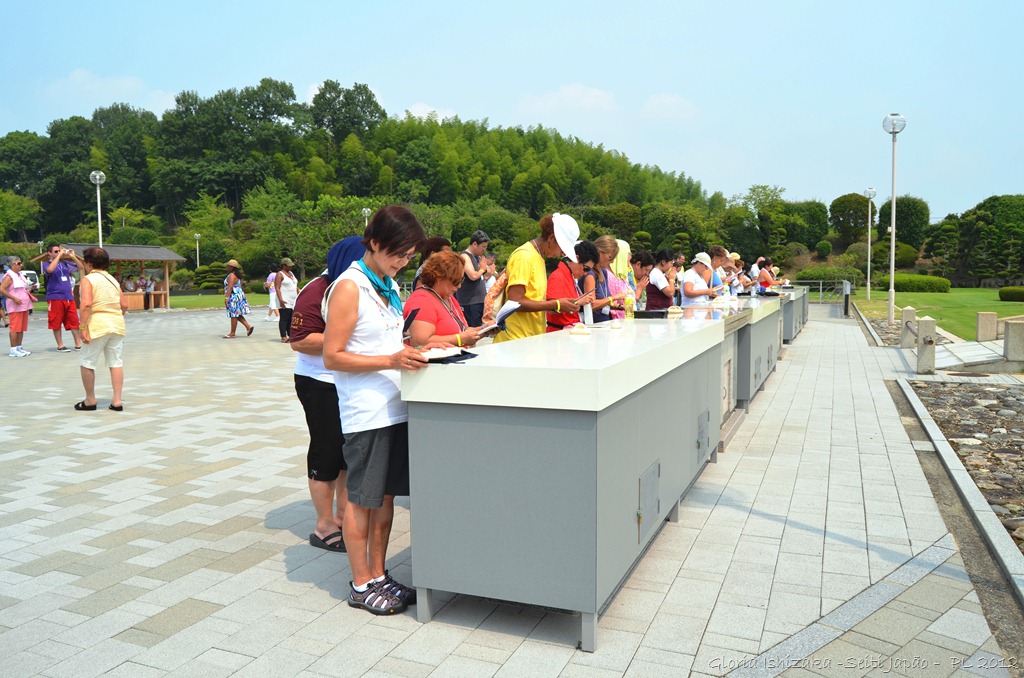 [Gloria%2520Ishizaka%2520-%2520Himorogui%2520-%2520bom%2520dia%252010%255B3%255D.jpg]