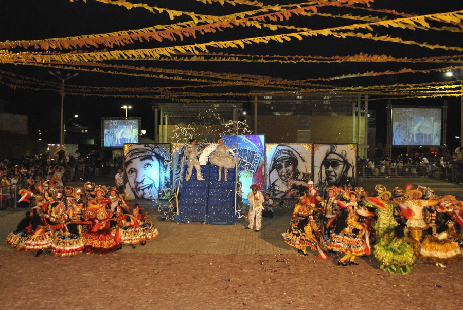 [Festival%2520de%2520Quadrilhas%2520de%2520Pau%2520dos%2520Ferros%25202012%255B4%255D.jpg]