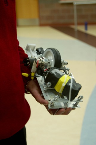 [2011_0222_Bryce-RoboticsClub-30%255B2%255D.jpg]