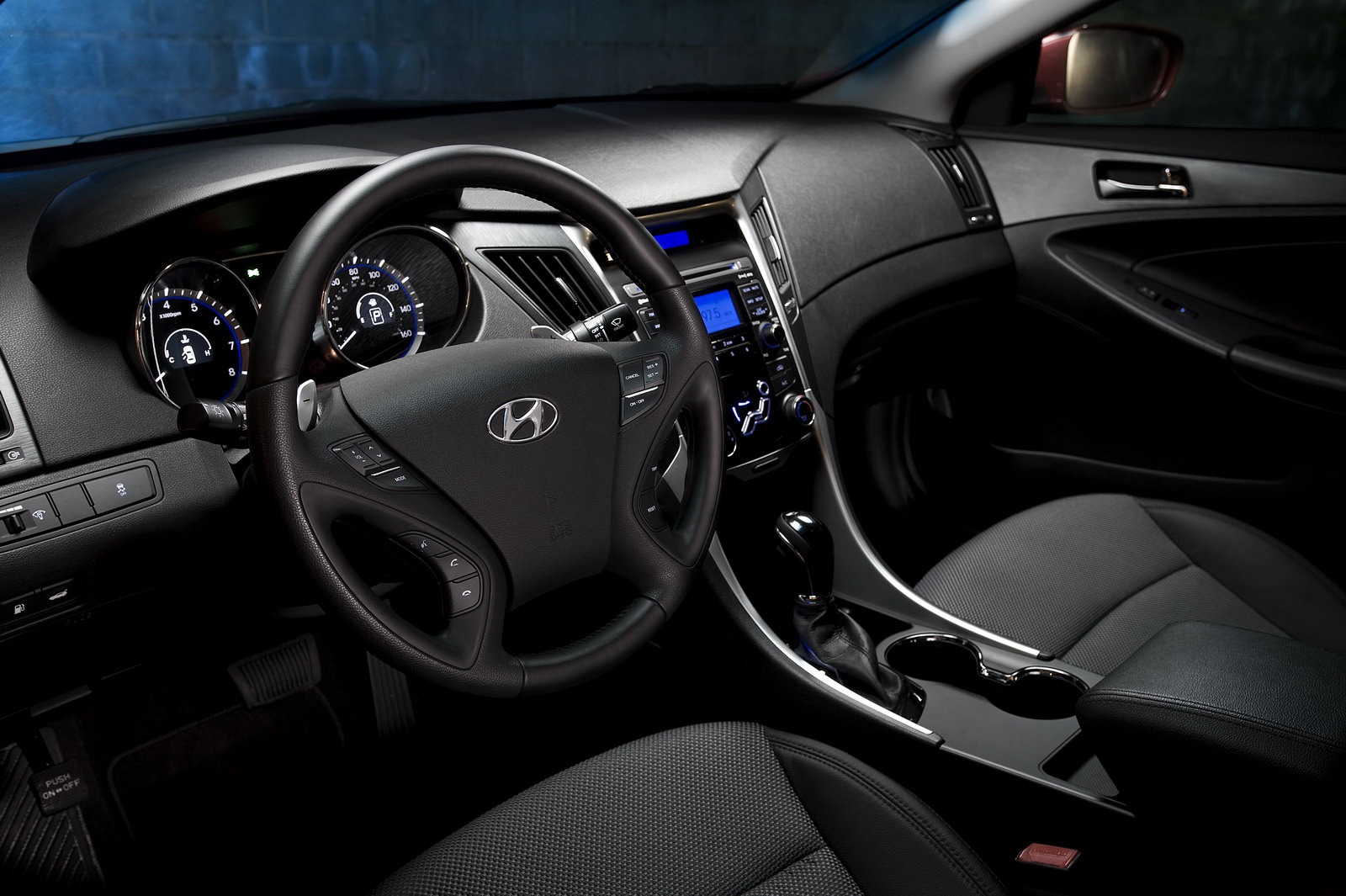 [2011-Hyundai-Sonata-Sedan-3445%255B2%255D.jpg]