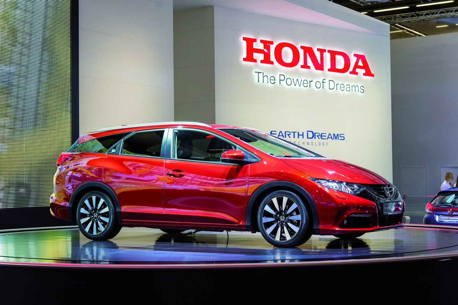 Honda-Civic-Tourer-4%25255B2%25255D.jpg