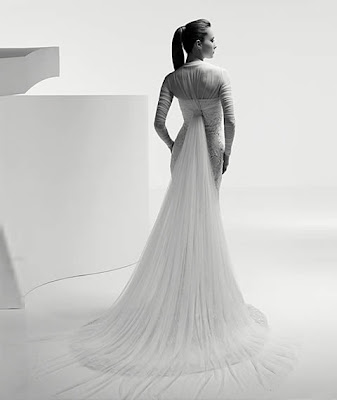 Modelo Vanessa - Vestidos de novia Avance Manuel Mota 2009