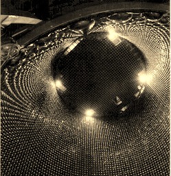 [neutrino20125.jpg]