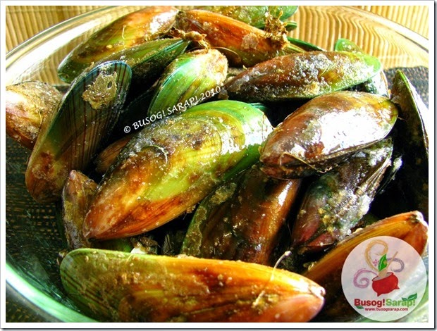 UNCLEANED MUSSELS © BUSOG! SARAP! 2010