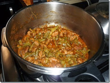 Guisado de cerdo salsa roja P1180377