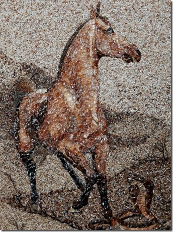 لوحات فنية بالرمل 2