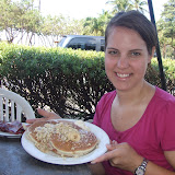 Delicious Bana Macadamia Nut Pancakes