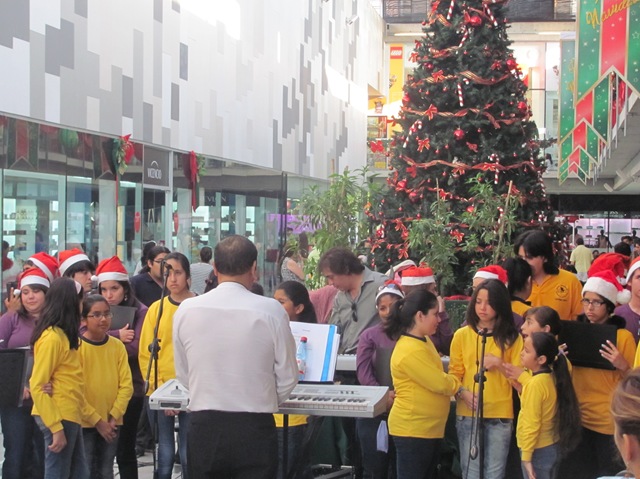 [CORO%2520UNAP%252CCORO%2520VOCES%2520BLANCAS%2520Y%2520CORO%2520JUVENIL%2520%252810%2529%255B2%255D.jpg]
