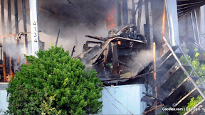Click image to view more photos from this incident News_120407_FatalMobileHomeFire_Mav-034.jpg