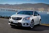 2014-Holden-Cruze-4