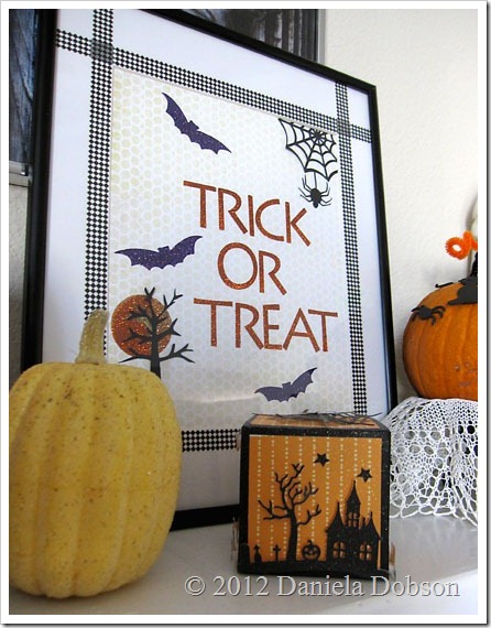 Trick or treat frame Daniela Dobson