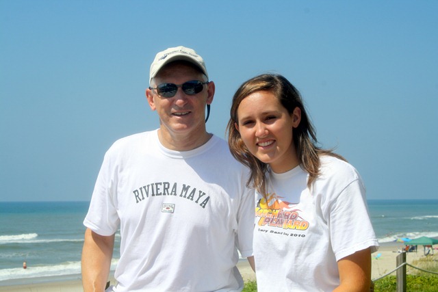 [Beach-Trip-2011-part-2-055-14.jpg]
