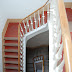 Detall de l'escala interior de la casa de Salvador Espriu