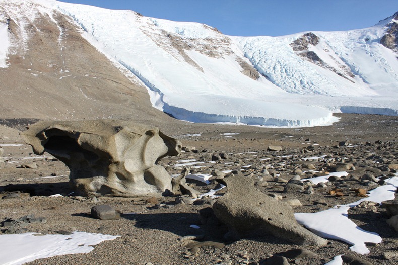 McMurdo-dry-valleys-3