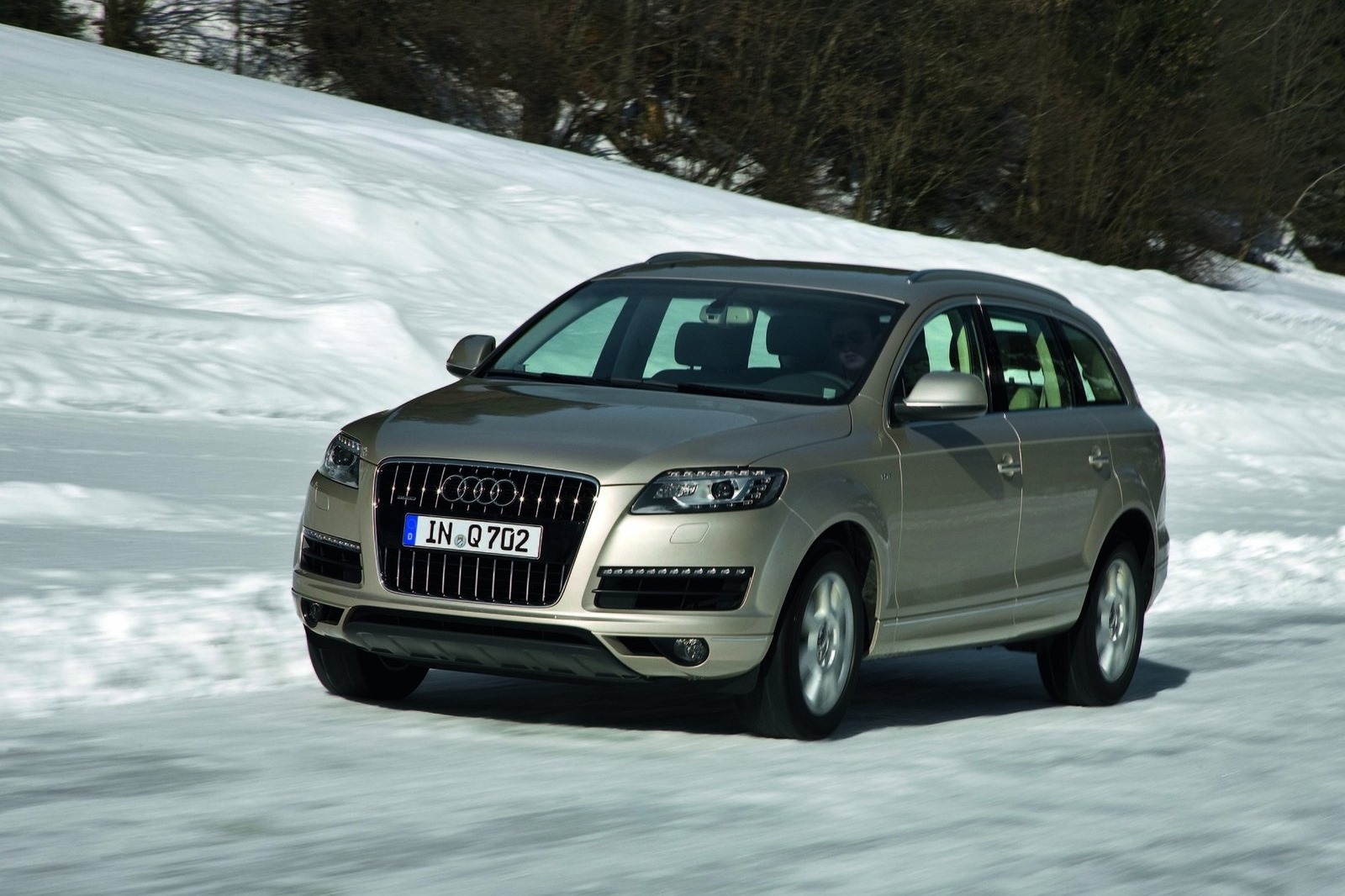 [audi-suv-1%255B3%255D.jpg]