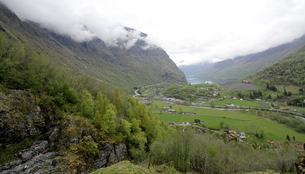 12_05_17_norway_134_flam