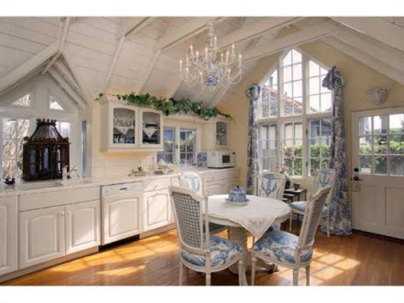 French-Chateau-kitchen French-Chateau-kitchen