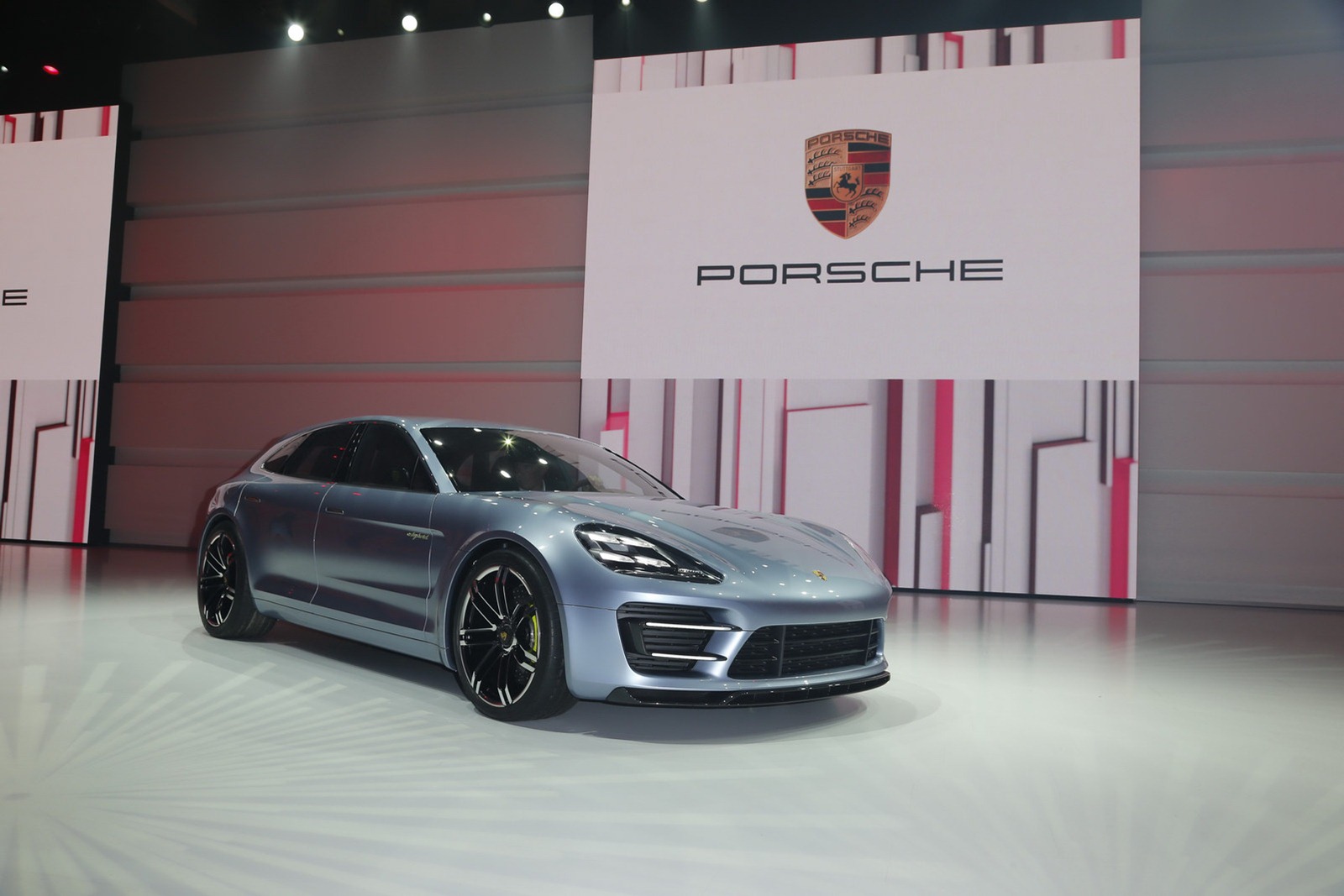 [Porsche-Panamera-Sports-Turismo-C-19%255B2%255D.jpg]