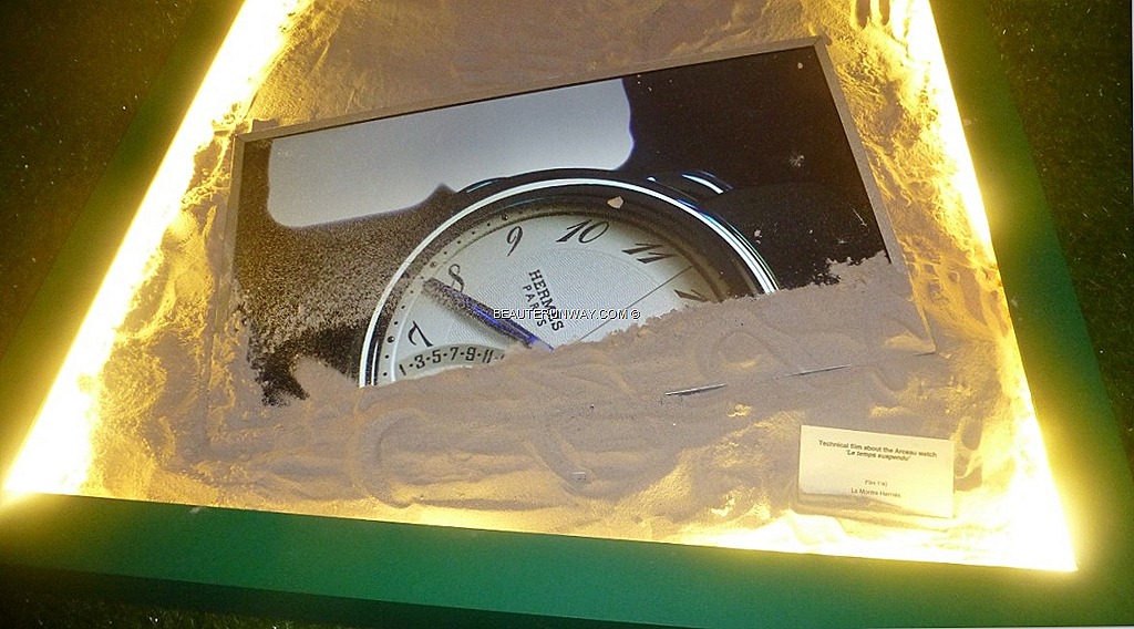 [HERMES-THE-GIFT-OF-TIME-2012--22.jpg]