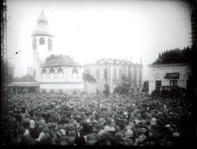 Фото Базарной площади перед казнью военных преступников, осужденных по делу о немецко-фашистских зверствах в городе Николаеве и Николаевской области (17 января 1946 г.)