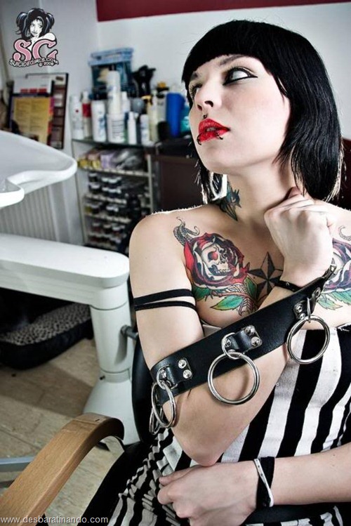 suicide girls linda sensuais punks sexys gatas desbaratinando (48) suicide girls linda sensuais punks sexys gatas desbaratinando (48)