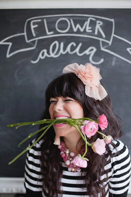 [flower-alicia-from-bows-and-arrowsa4.jpg]