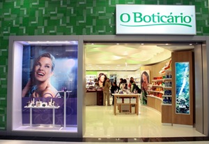 O Boticário do Shopping Curitiba oferece curso com dicas de automaquiagem. O-Boticario_grande_shopping_curitiba