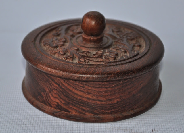 wooden carved jewellery box