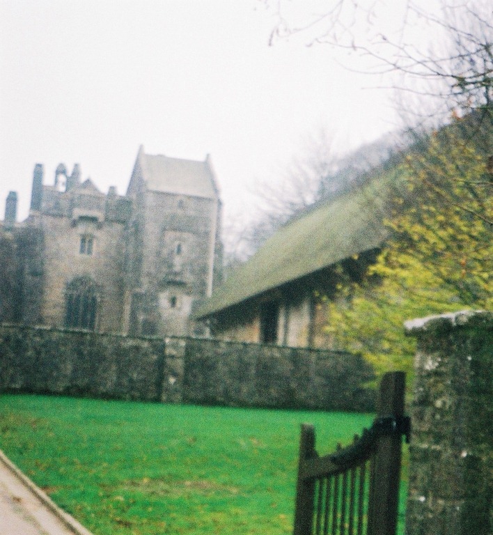 [compton%2520castle%255B2%255D.jpg]
