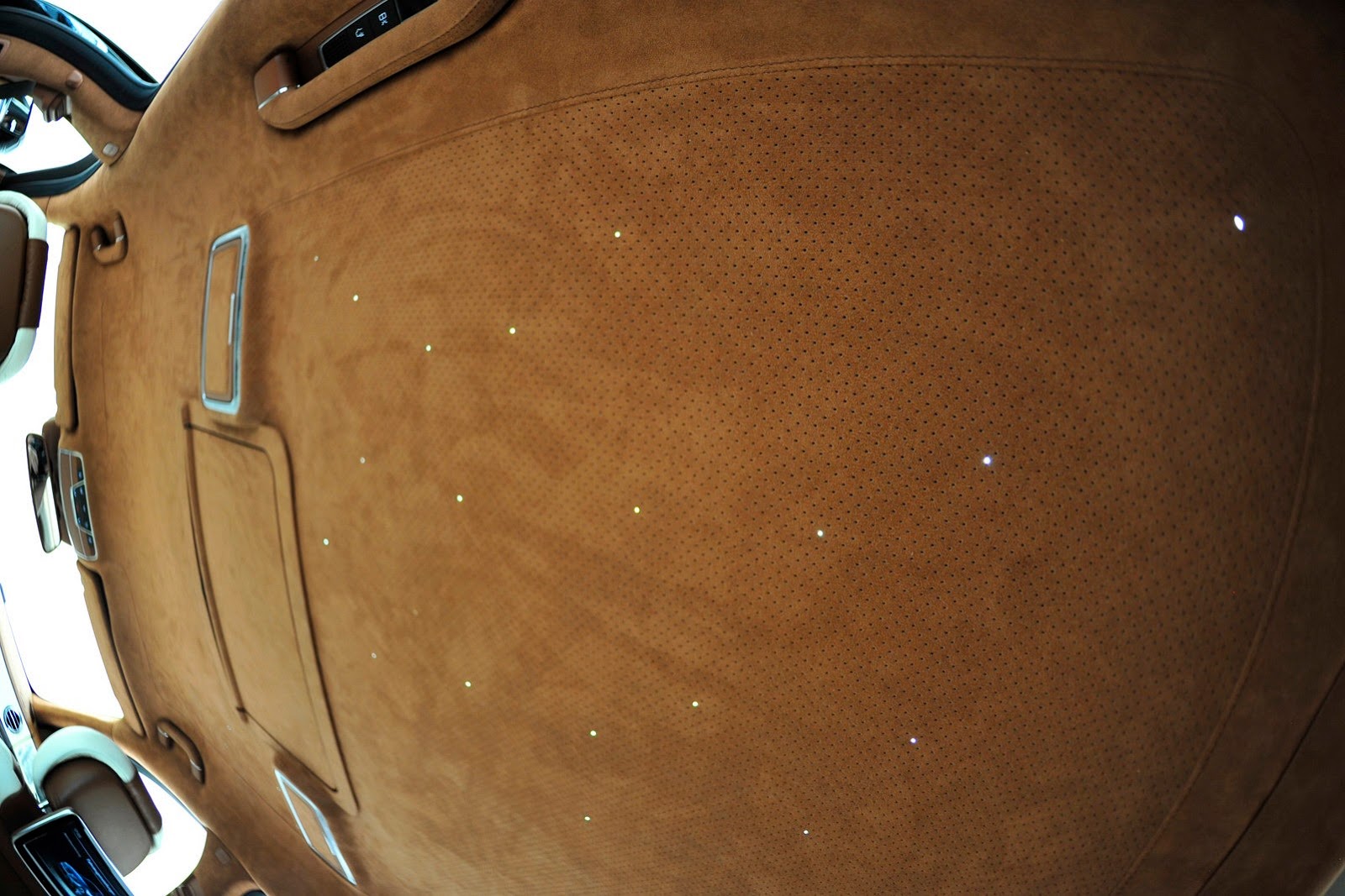 [Brabus-850-Biturbo-iBusiness-16%255B2%255D.jpg]