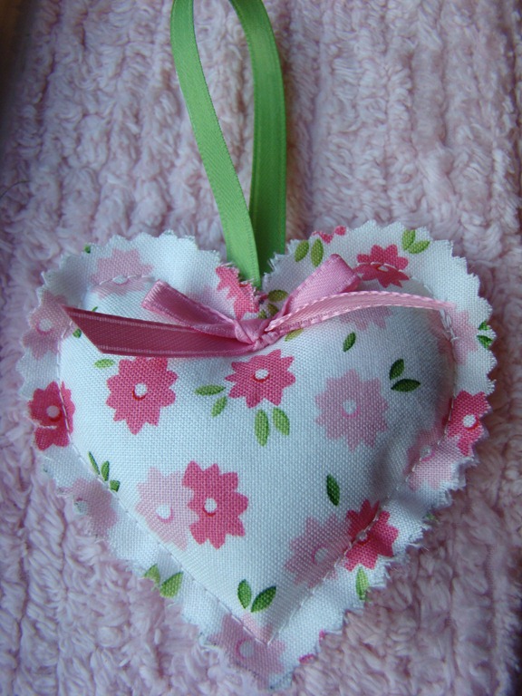 [floral%2520stuffed%2520heart%255B3%255D.jpg]