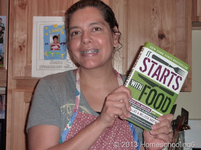 It Starts with Food It Starts With Food