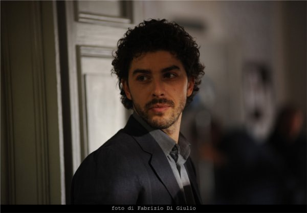 [Il-giovane-Montalbano-83.jpg]