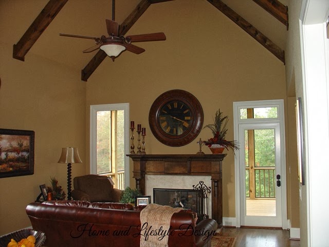 3203 Springhill Keeping Room