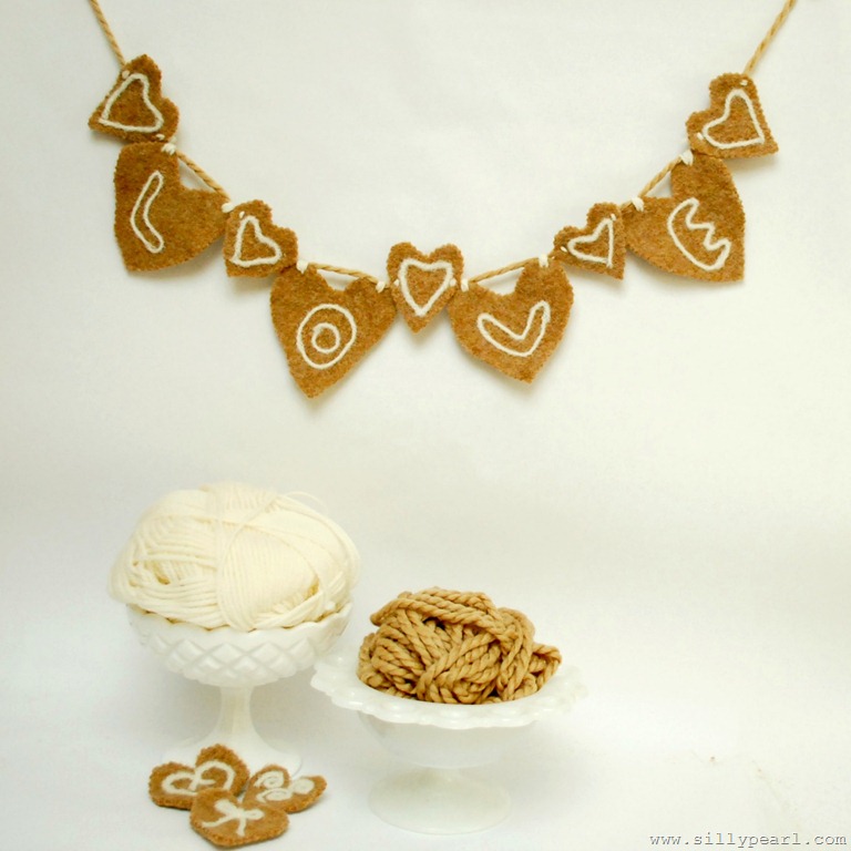 [Felted%2520Heart%2520Garland%2520by%2520The%2520Silly%2520Pearl%255B4%255D.jpg]