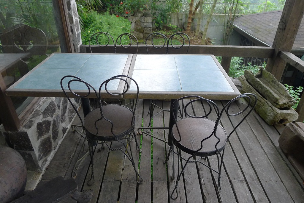 [Wrought%2520Iron%2520Chairs%255B3%255D.jpg]