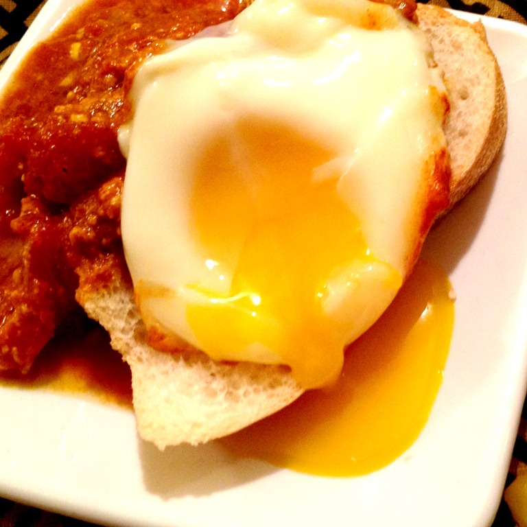 [Shakshuka-libya-tomato-egg-breakfast-spicy%255B4%255D.jpg]