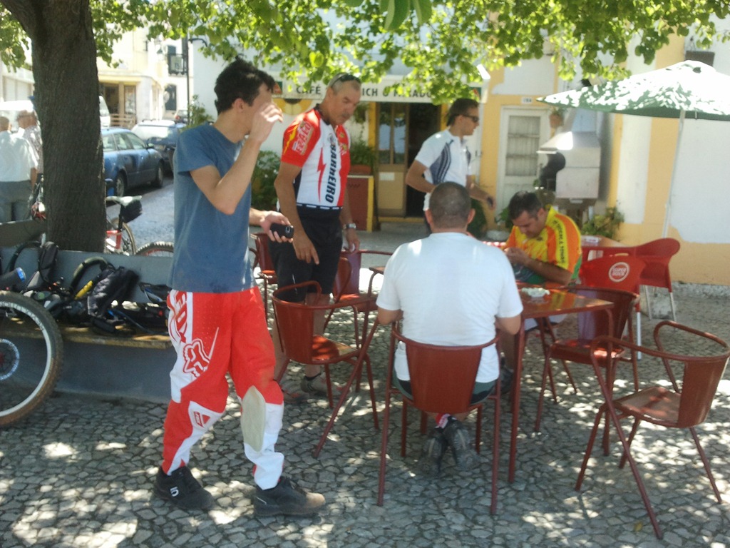 [2012-07-14%252012.00.00%255B3%255D.jpg]