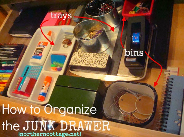 [how-to-organize-the-kitchen-drawer8.jpg]