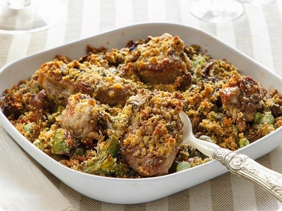 Agnello gratinato con carciofi e fave