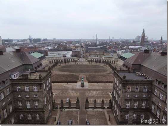 Christiansborg set fra Tårnet P1050425