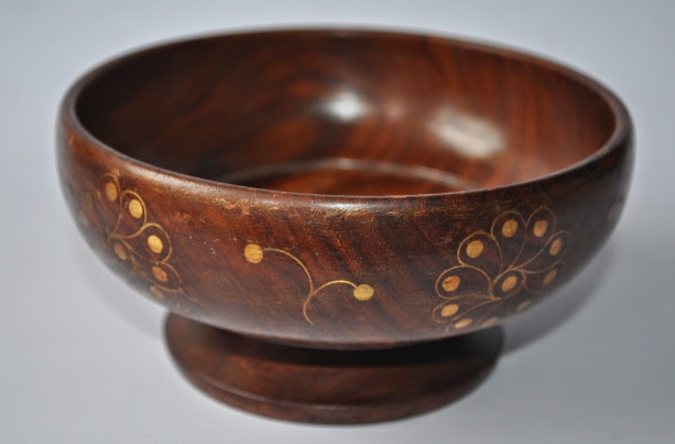 Wooden bowl 