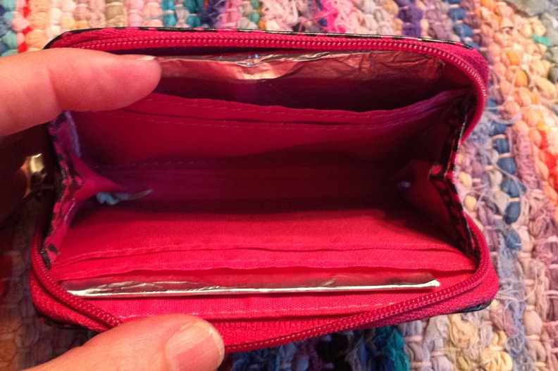 [wallet%2520004%255B5%255D.jpg]