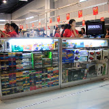 christmas warehouse sale sm mall of asia (42).JPG