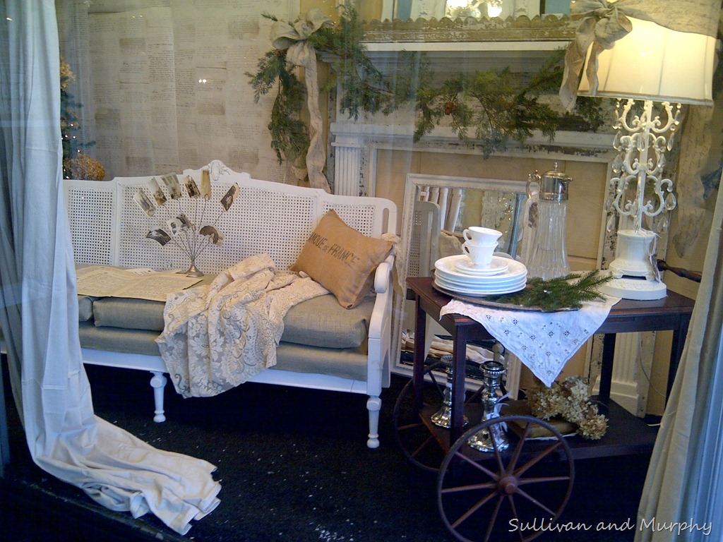 [shop%2520window%255B3%255D.jpg]