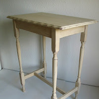 Elegant antique oak hall or side table