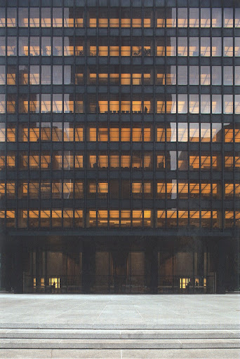 The reflection against the building is what attracts my attention the most. Plaza, Seagram Building, Ludwig Mies van der Rohe (1954-58), New York City, April 2009. The reflection against the building is what attracts my attention the most. Plaza, Seagram Building, Ludwig Mies van der Rohe (1954-58), New York City, April 2009.