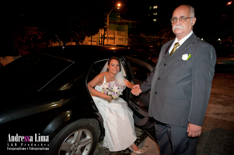 Fotos de Casamento Priscila e Carlos. Foto numero 30 do estudio L&D Producoes, do Rio de Janeiro, RJ. Andressa Lima e equipe fazem fotos de casamento (fotografias de casamentos), fotos de making-of (making of de noiva), fotos de eventos sociais, fotos de casal (ensaios fotograficos de e-session), videos de casamento (filmagem de casamentos), videos de making-of e videos de eventos sociais. Fotojornalismo e videojornalismo no Rio de Janeiro, RJ. fotos casamento rio de janeiro fotografias casal rj foto eventos noiva ensaio fotografico galeria noivas fotografo evento casar retrato fotografía modelos casamentos fotografos penteados madrinha retratos famoso aliança profissional